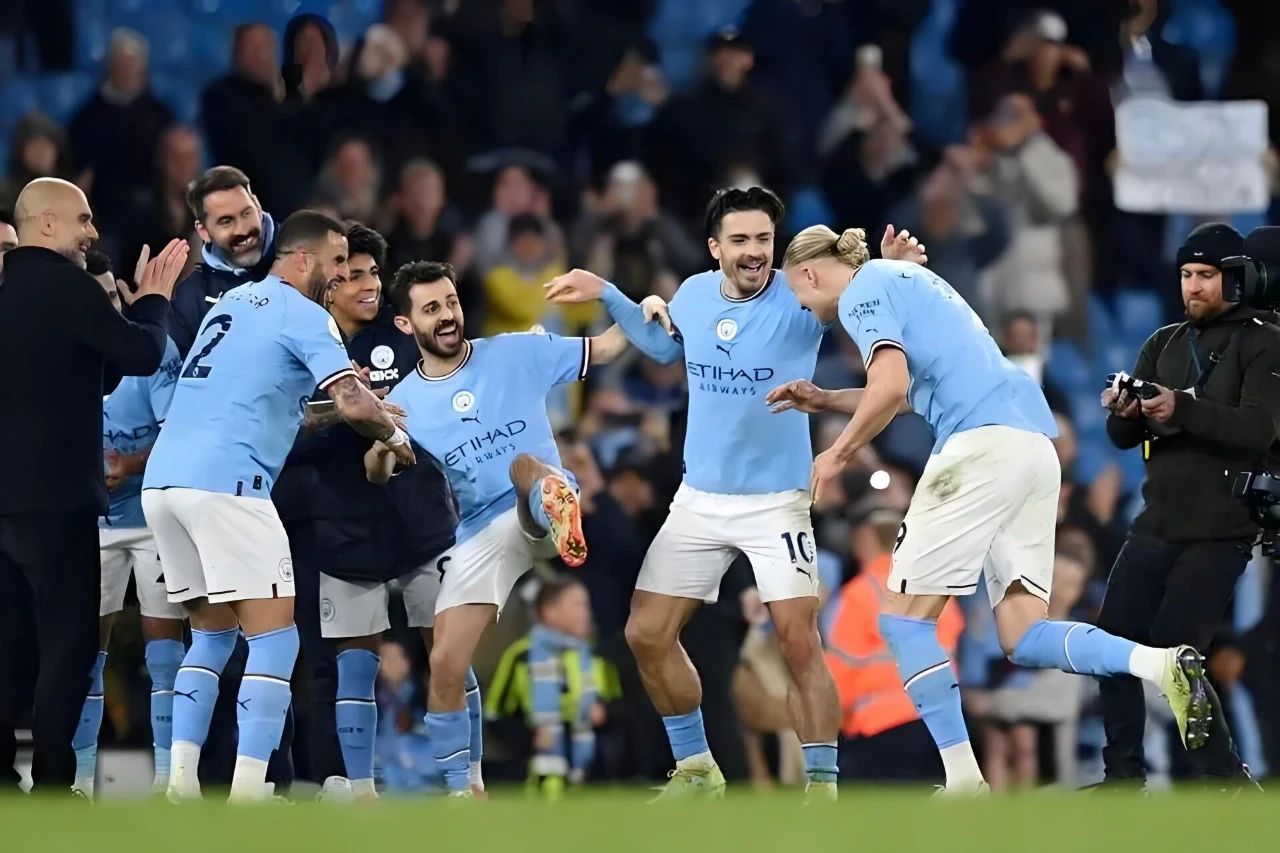 巴黎圣日耳曼轻取波尔图，莱万扑点救主意甲