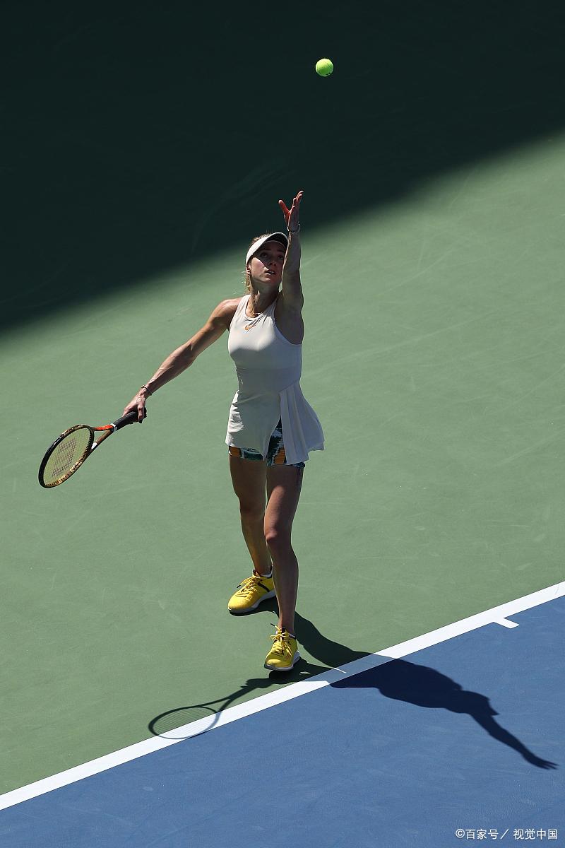 球星爆发！网球赛场再现神级操作的简单介绍